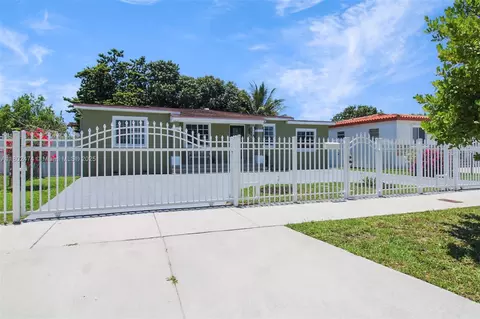 928 W 31st St, Hialeah, FL 33012