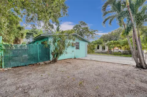 3160 NW 169th Ter, Miami Gardens, FL 33056