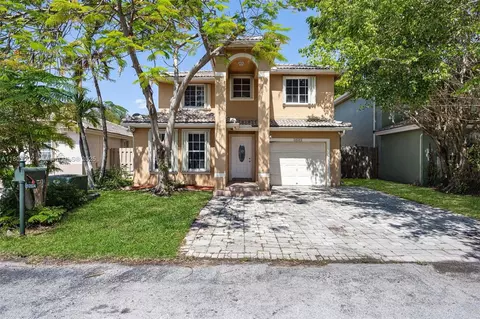 10504 SW 161st Pl, Miami, FL 33196