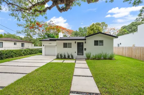2735 SW 19th St, Miami, FL 33145