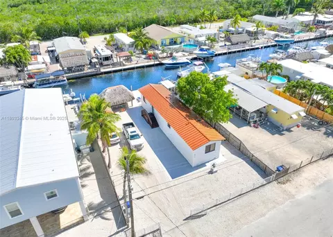 View/Area - 271 Lance Ln, Key Largo, FL 33037 photo 2 of 4