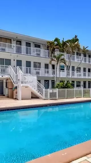 15610 NE 6th Ave #23B, Miami, FL 33162