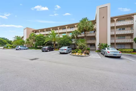 2305 Lucaya Ln #H1, Coconut Creek, FL 33066