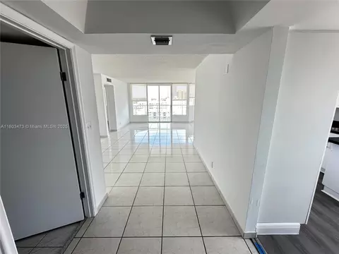 Undisclosed, Miami Beach, FL 33140