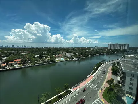 View/Area - Undisclosed, Miami Beach, FL 33140 photo 3 of 5