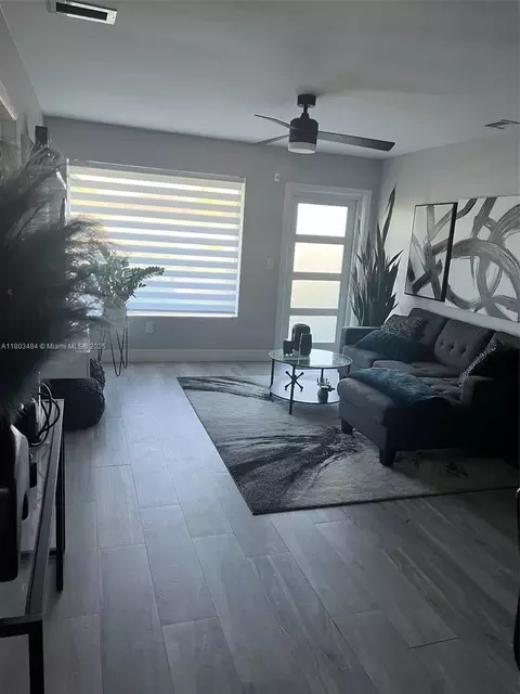 Other - 3195 W 10th Ave, Hialeah, FL 33012 photo 1 of 3