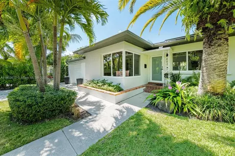 863 NE 90th St, Miami, FL 33138