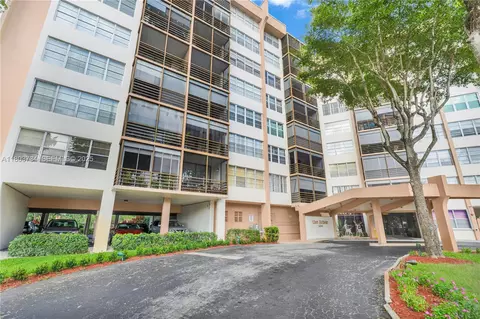1400 Saint Charles Pl #L4, Pembroke Pines, FL 33026