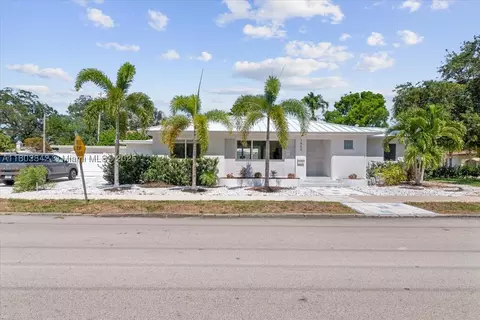 1459 Jefferson St, Hollywood, FL 33020