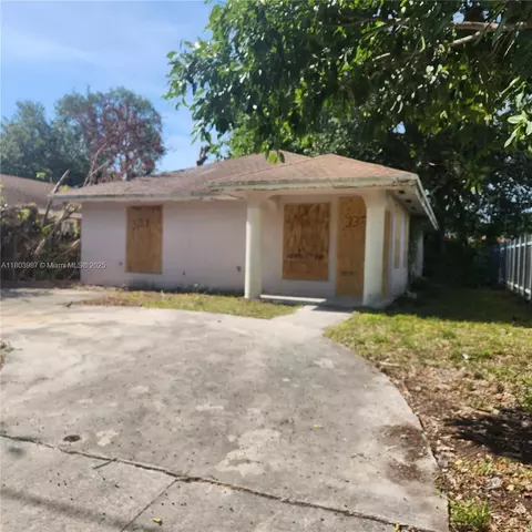 337 NW 49th St, Miami, FL 33127