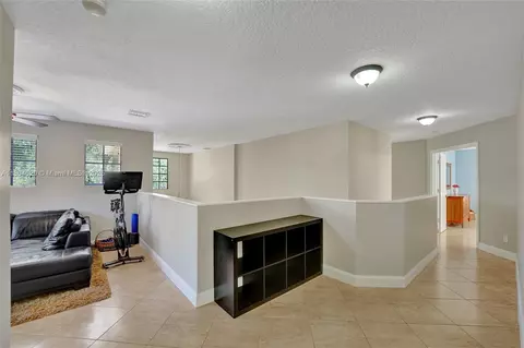 Entry Way - 4470 E Seneca Ave, Weston, FL 33332 photo 8 of 8