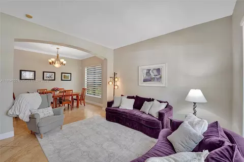 Living - 4470 E Seneca Ave, Weston, FL 33332 photo 1 of 2
