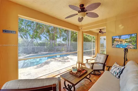 Exterior - 4470 E Seneca Ave, Weston, FL 33332 photo 7 of 11