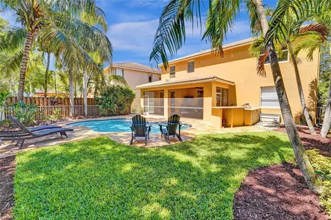 Exterior - 4470 E Seneca Ave, Weston, FL 33332 photo 3 of 11