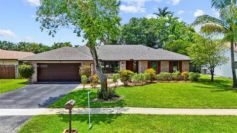 1281 NW 76th Ave, Plantation, FL 33322