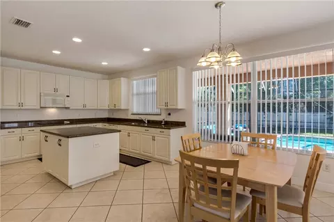 370 Parker St NE, Lake Placid, FL 33852