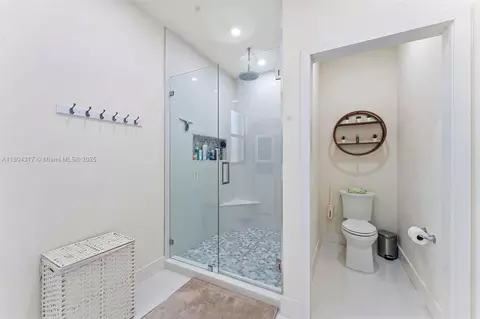 3531 W 104th Ter, Hialeah, FL 33018 photo 26