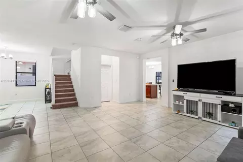 3531 W 104th Ter, Hialeah, FL 33018 photo 8