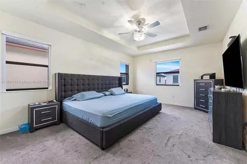 3531 W 104th Ter, Hialeah, FL 33018 photo 22