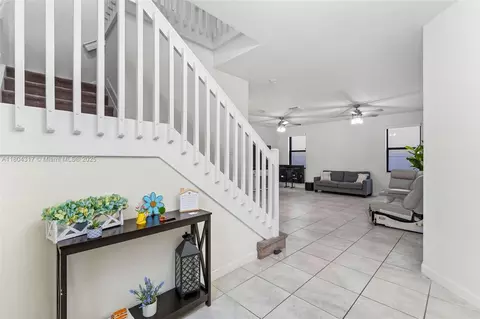 3531 W 104th Ter, Hialeah, FL 33018 photo 6