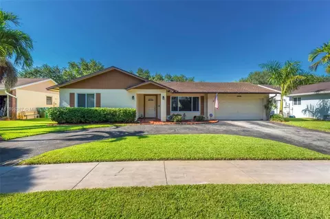 11906 SW 59th Ct, Cooper City, FL 33330