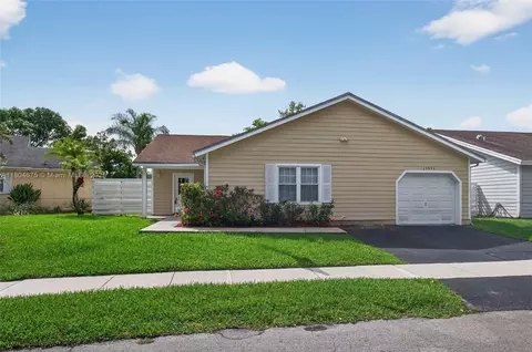 14953 SW 143rd Ct, Miami, FL 33186
