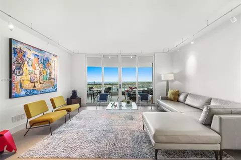 21050 Point Pl #1006, Aventura, FL 33180