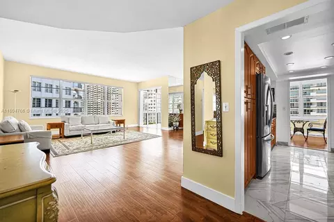 5640 Collins Ave #8B, Miami Beach, FL 33140