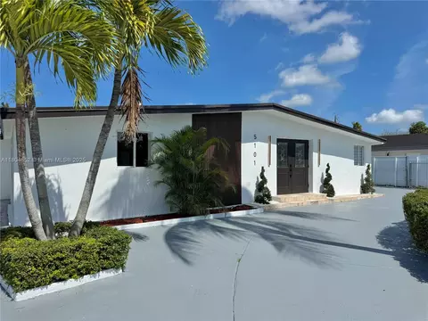 5101 SW 112th Pl, Miami, FL 33165