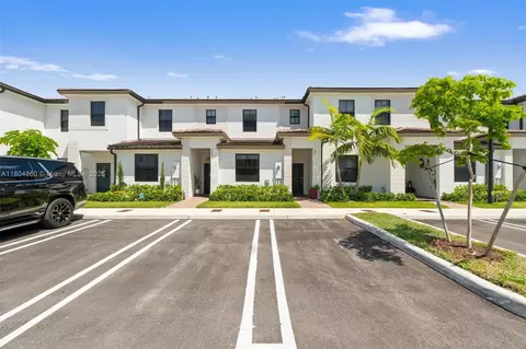 23517 SW 127th Pl, Homestead, FL 33032