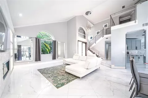 18201 NW 16th St, Pembroke Pines, FL 33029