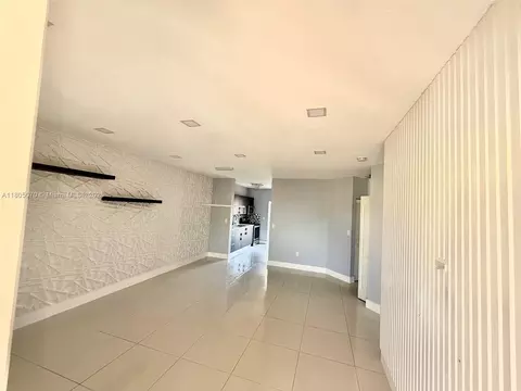 300 E 4th St #203, Hialeah, FL 33010 photo 4