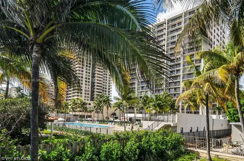 2625 Collins Ave #1409, Miami Beach, FL 33140