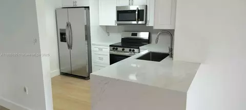 5570 NW 44th St #209A, Lauderhill, FL 33319