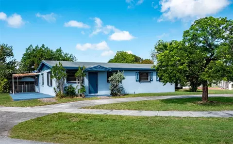 11800 SW 179th Ter, Miami, FL 33177