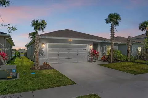 503 Cherimoya St, Fort Pierce, FL 34981