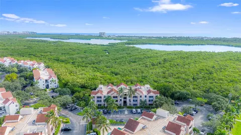 2721 Ocean Club Blvd #305, Hollywood, FL 33019