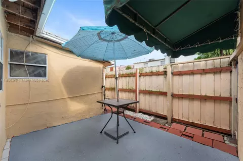 960 W 79th Pl, Hialeah, FL 33014 photo 24