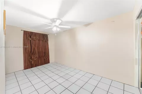 960 W 79th Pl, Hialeah, FL 33014 photo 18
