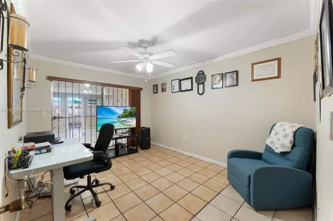 960 W 79th Pl, Hialeah, FL 33014 photo 19