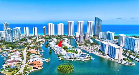 401 Poinciana Dr #1225, Sunny Isles Beach, FL 33160