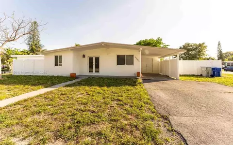 4351 NE 18th Ave, Pompano Beach, FL 33064