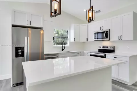 Kitchen - 143 Greentree Cir, Jupiter, FL 33458 photo 1 of 1