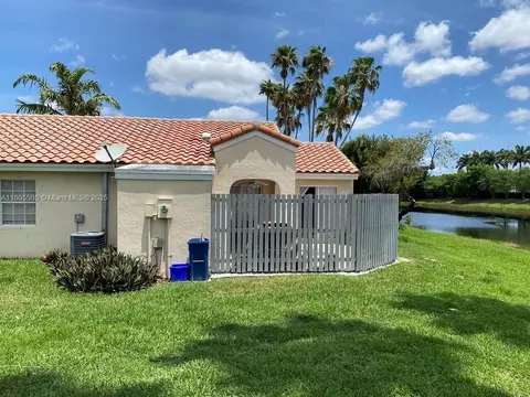 1510 Springside Dr, Weston, FL 33326
