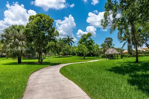 3905 Pinecrest Ct, Weston, FL 33331 photo 37