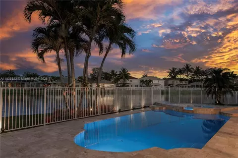3905 Pinecrest Ct, Weston, FL 33331 photo 31