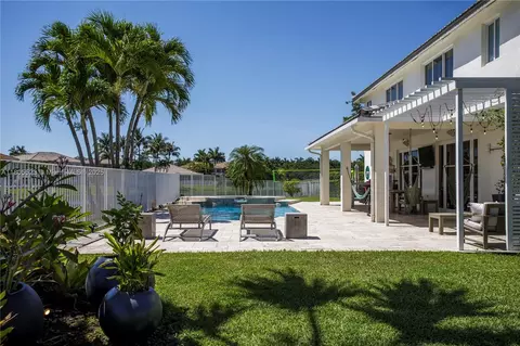 3905 Pinecrest Ct, Weston, FL 33331 photo 12