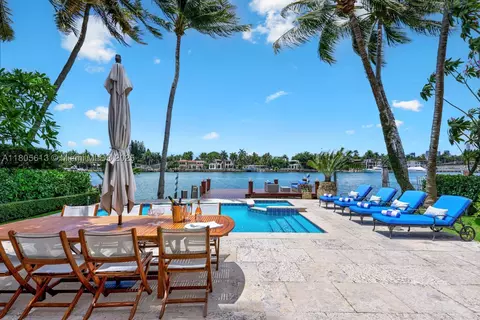 56 S Hibiscus Dr, Miami Beach, FL 33139