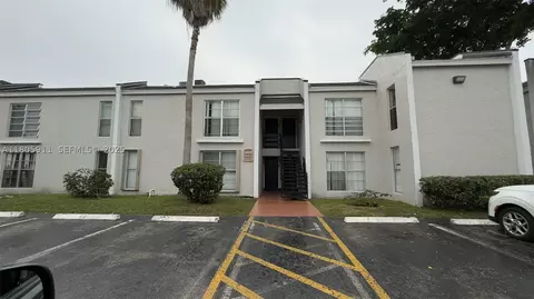 4469 Treehouse Ln #B, Tamarac, FL 33319