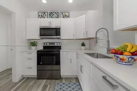 5141 W Oakland Park Blvd #210, Lauderdale Lakes, FL 33313
